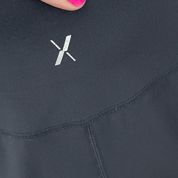 KNIX LeakStrong Leakproof Leggings Black size Medium
With Pocket gym running 14 - Picture 11 of 11